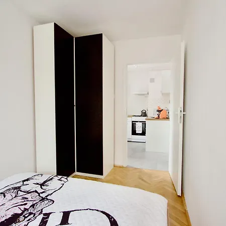 Mp Rent - Przytulnie Na Marzanny 3, Blisko Lotniska&business Center,travellerrevawards2024 * Warszawa